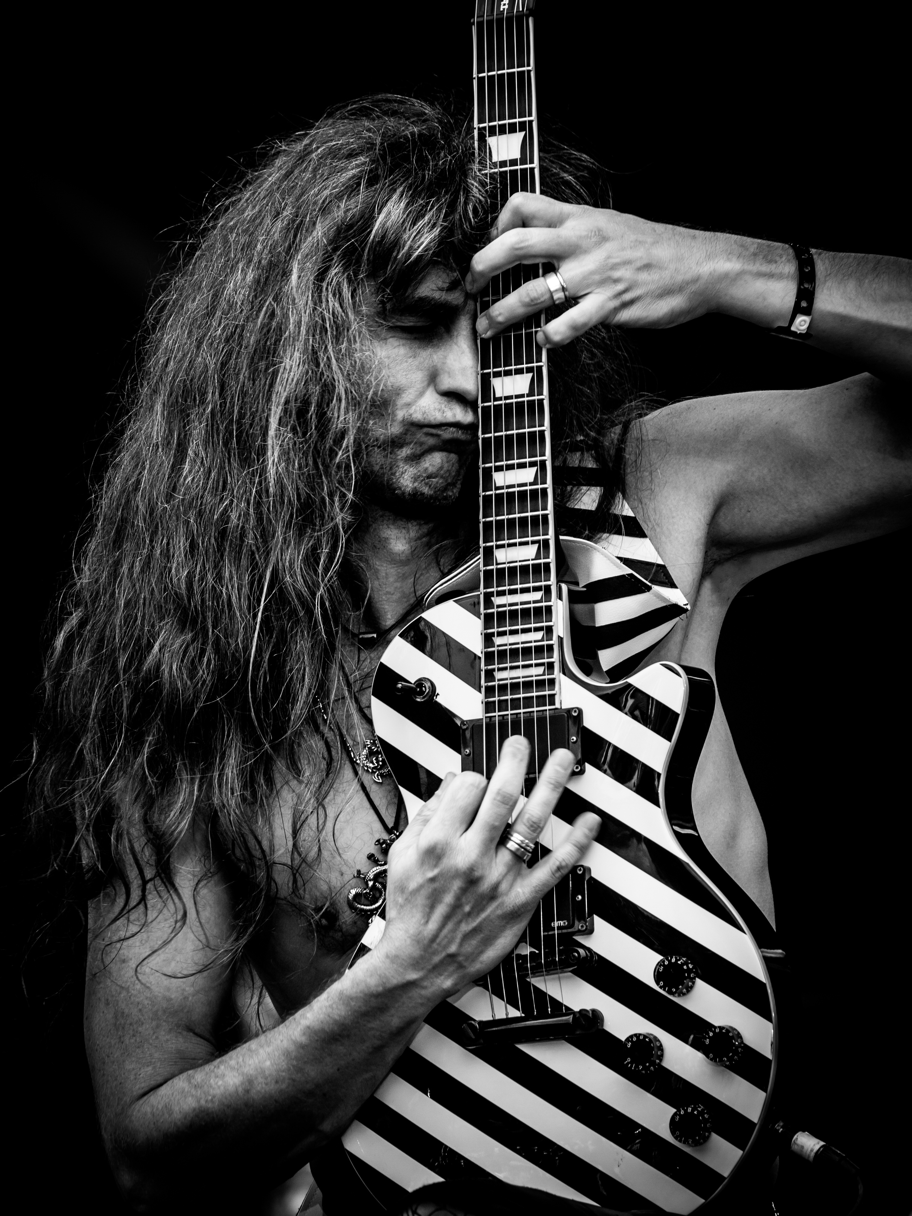 Axel Ritt von der Metal-Band GRAVE DIGGER