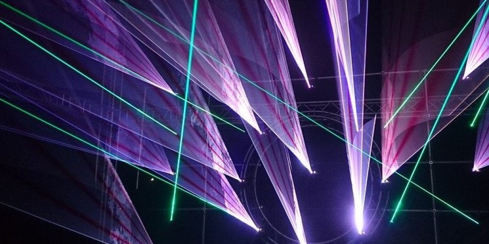 Silvester: Umweltschutz durch Laser- und Drohnenshow!