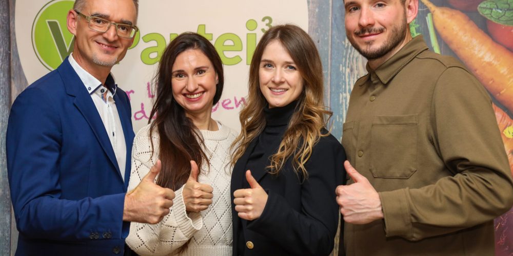 V-Partei³ startet optimistisch in die Kommunalwahl 2026 – Roland Wegner mit 100 Prozent als Oberbürgermeisterkandidat für Augsburg nominiert