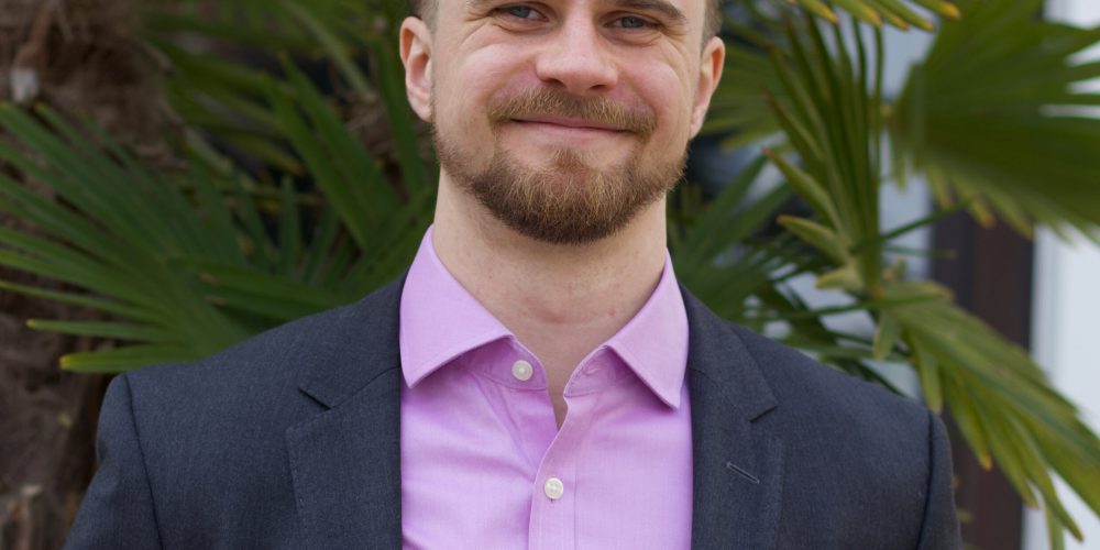 Interview EU-Spitzenkandidat Simon Klopstock bei Alicia Joe